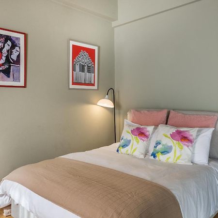 Acropolis Elegant Suite Athen Exterior foto